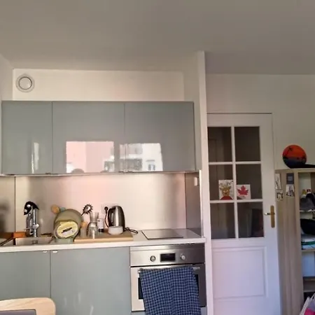 L'instant Apartment